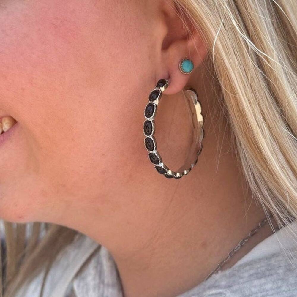Ringling Hoop Earrings Black Silver